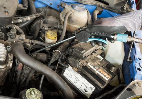 HAZET Ausblaspistole 300 mm 9040P-2 HAZET Ausblaspistole 300 mm 9040P-2 -Bosch Verkäufe 9040p 2 23anwendung