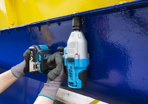 HAZET Akku-Schlagschrauber 9212-3 HAZET Akku-Schlagschrauber 9212-3 -Bosch Verkäufe 9212 3 23anwendung